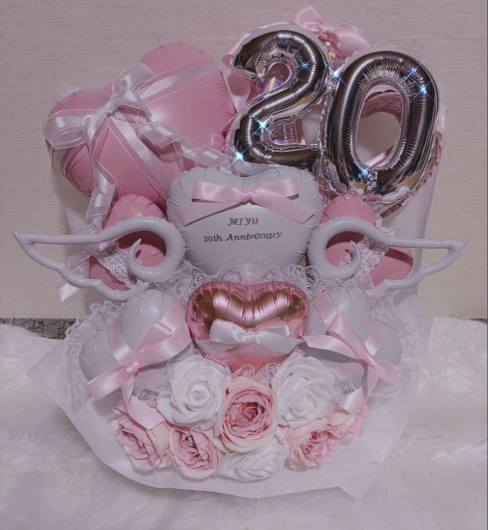 バルーンギフト　バルーンアレンジ 生誕祭　推し　祝花　フラスタ　卓フラ