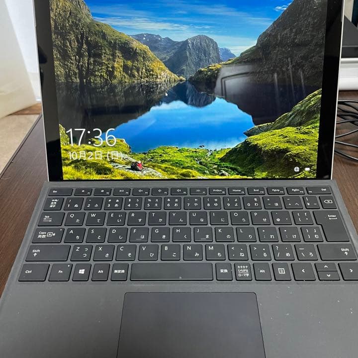 値下げ‼️Surface Pro 128GB/4GB 充電器 キーボード付き