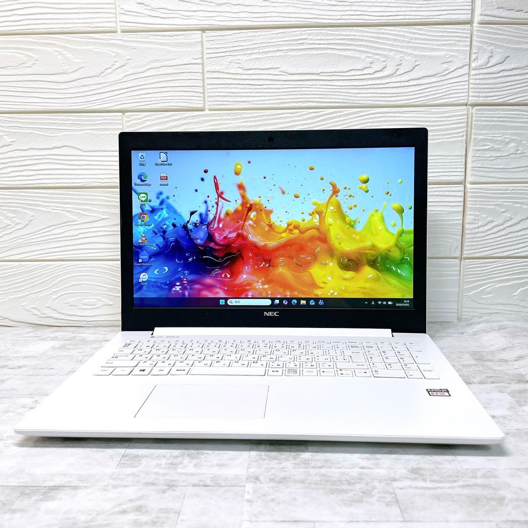 人気ホワイト✨カメラ付✨ノートパソコン✨Windows11 オフィス テンキー