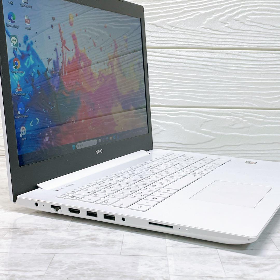 人気ホワイト✨カメラ付✨ノートパソコン✨Windows11 オフィス テンキー