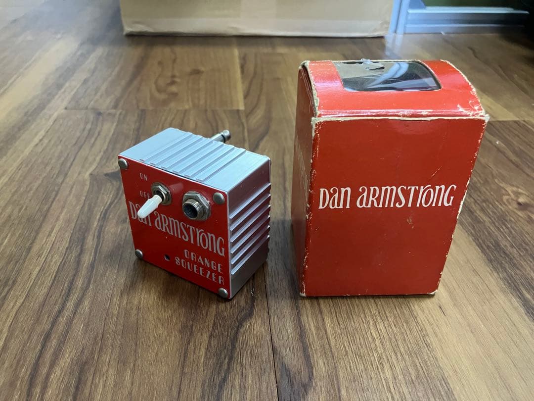 Dan Armstrong Orange Squeezer 電源ON確認済