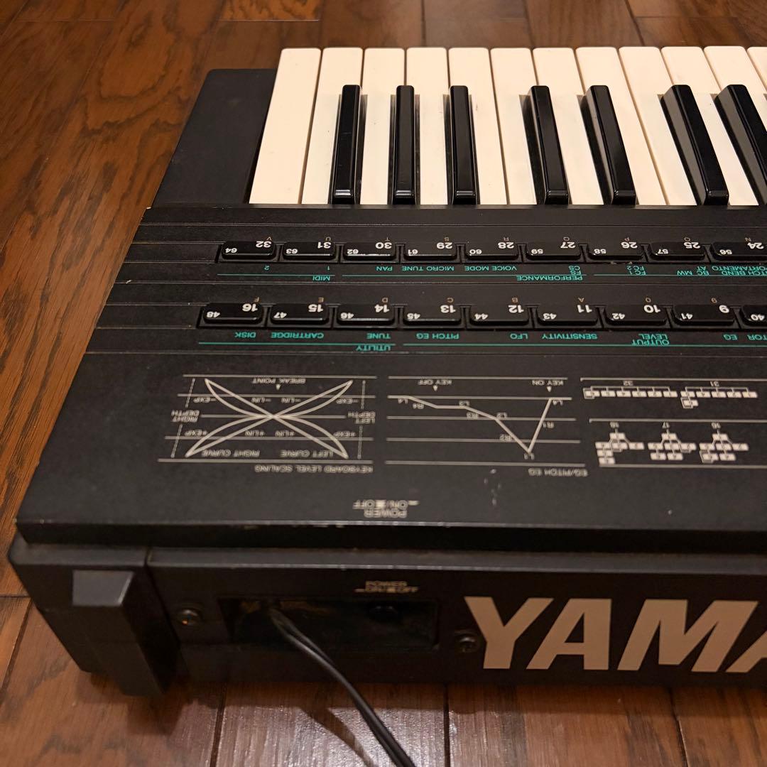 YAMAHA DX7 ll FD ＋ ハードケース （明日まで予定）