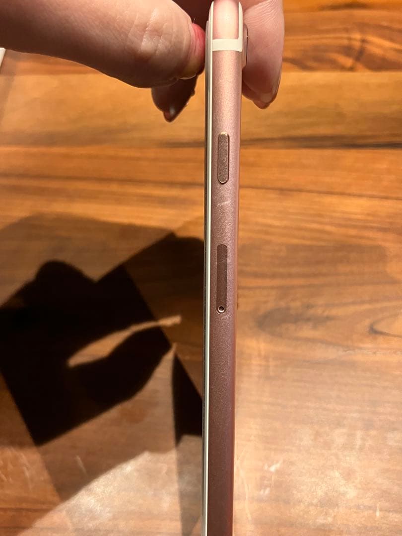 iPhone7 128GB ローズゴールド