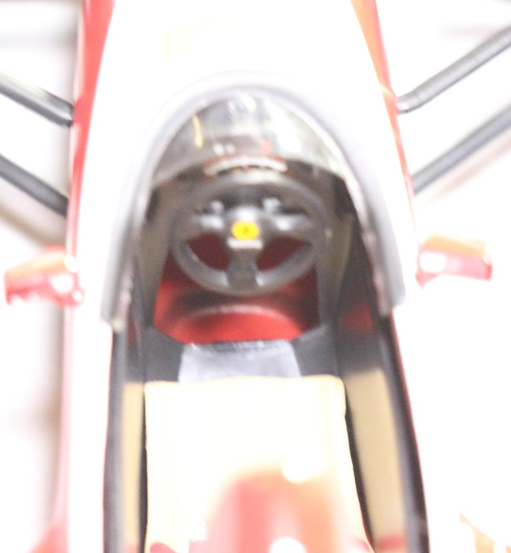 貴重ポールズモデル　１／1８　フェラーリＦ９３A　ジャン・アレジ仕様　中古品