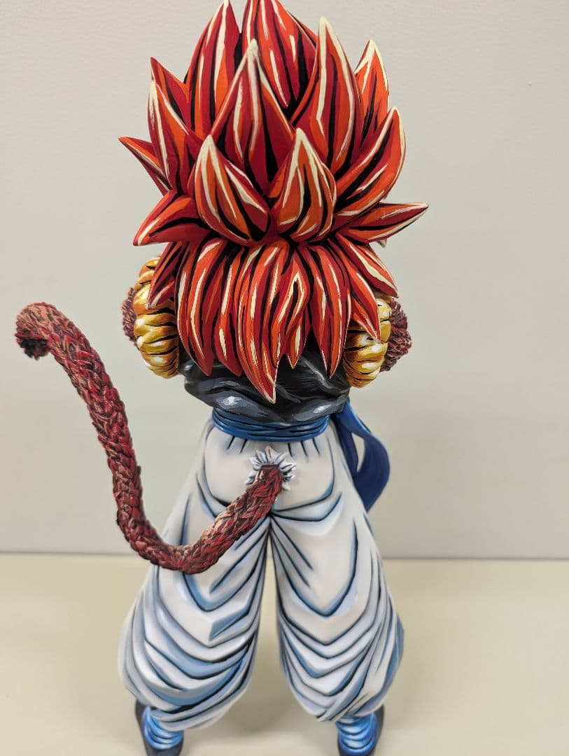 卓球ページ　フィギュア代込　ギガンティックシリーズ　ゴジータ4