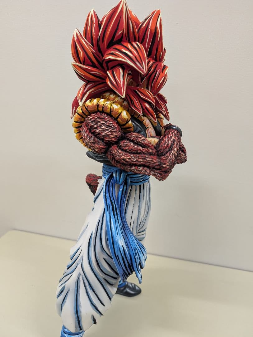 卓球ページ　フィギュア代込　ギガンティックシリーズ　ゴジータ4