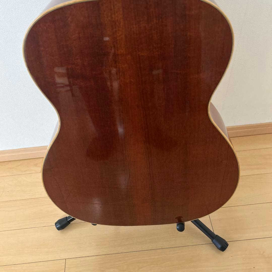 Larrivée OM-50 アコースティックギター ケース付き