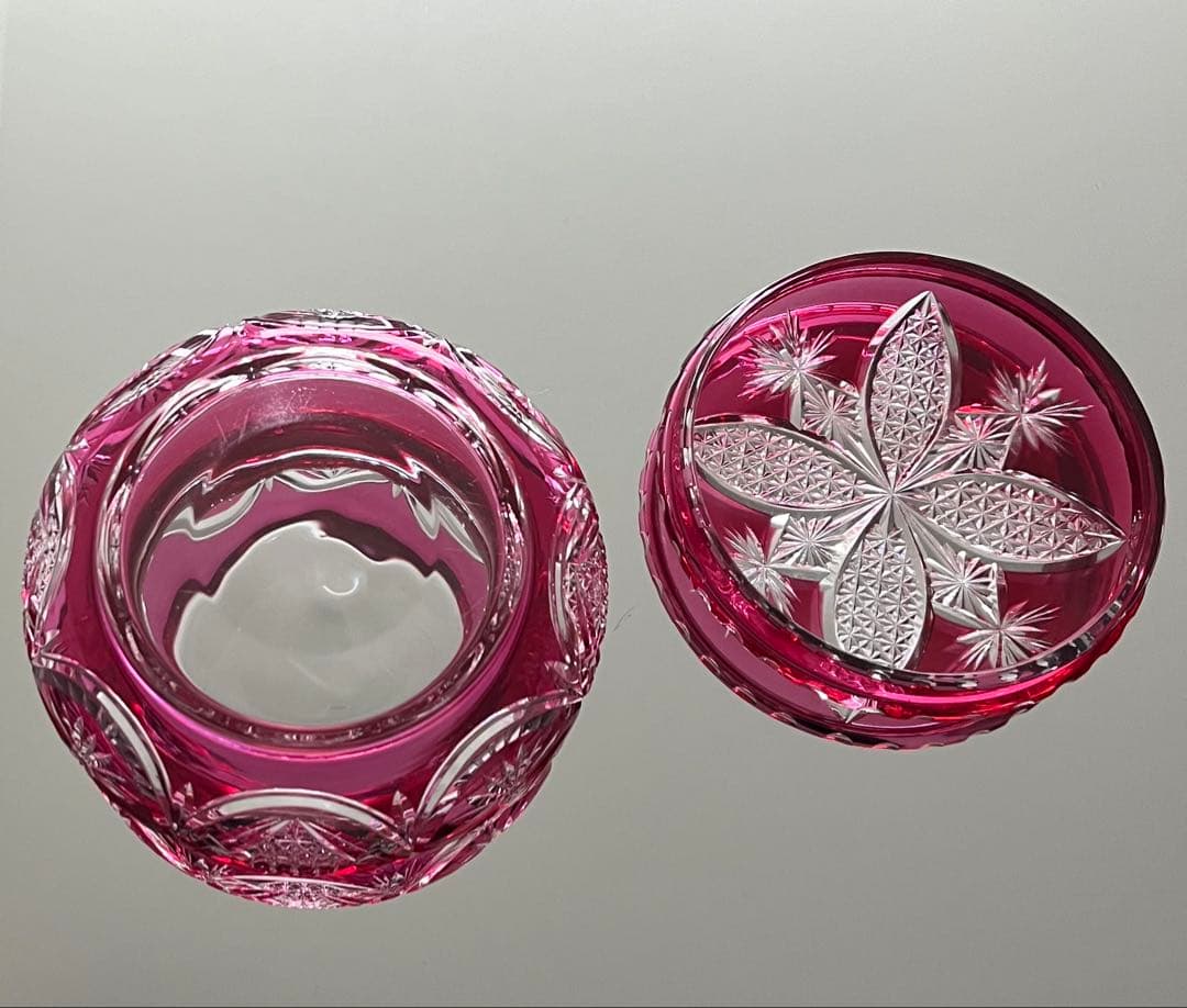 Baccarat バカラ/※刻印有 紅色被せ装飾　蓋物 大型　極稀少