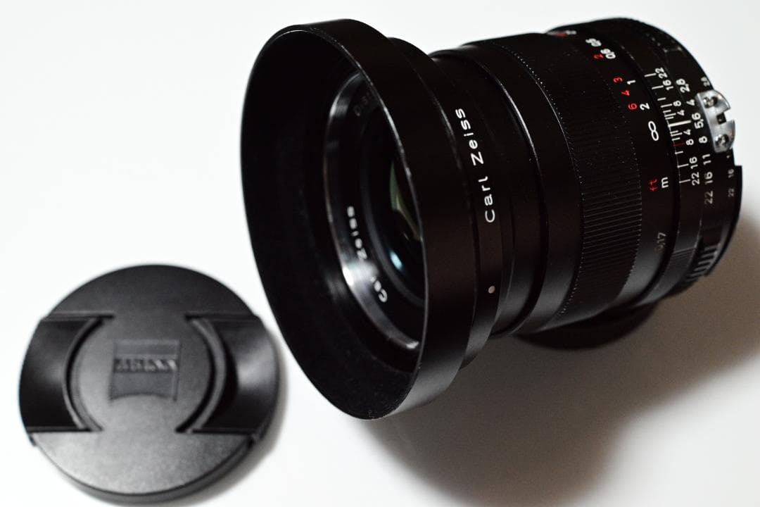 Carl Zeiss Distagon T* 25mm F2.8 ZF ニコンF