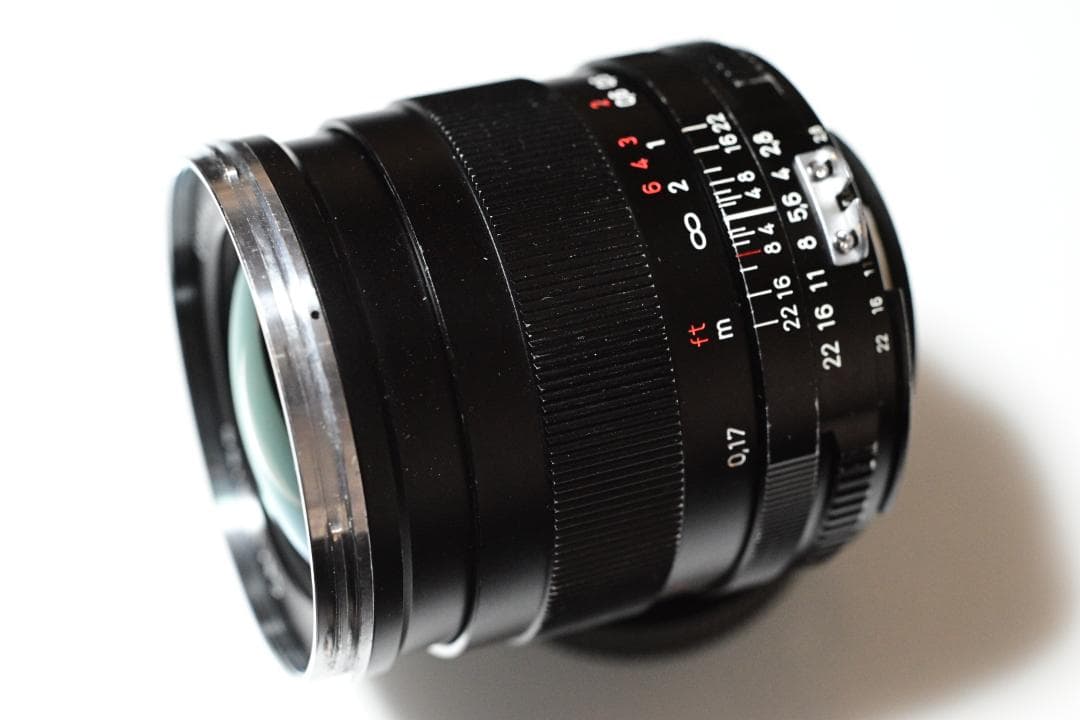 Carl Zeiss Distagon T* 25mm F2.8 ZF ニコンF