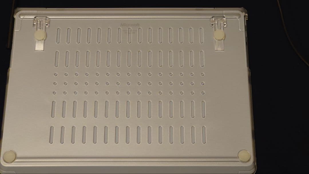 Microsoft Surface Laptop Go新品同様★初期化済
