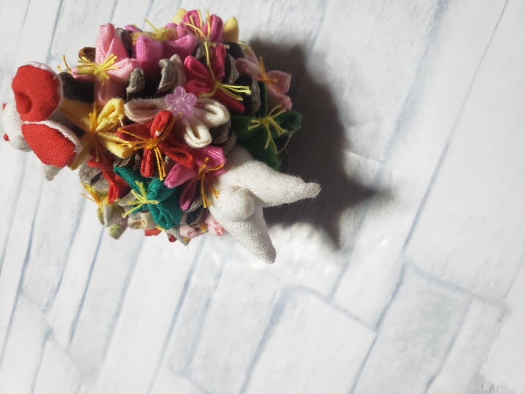 ハンドメイド　くくり花1350個＋ビーズ付きくくり花300個　セット