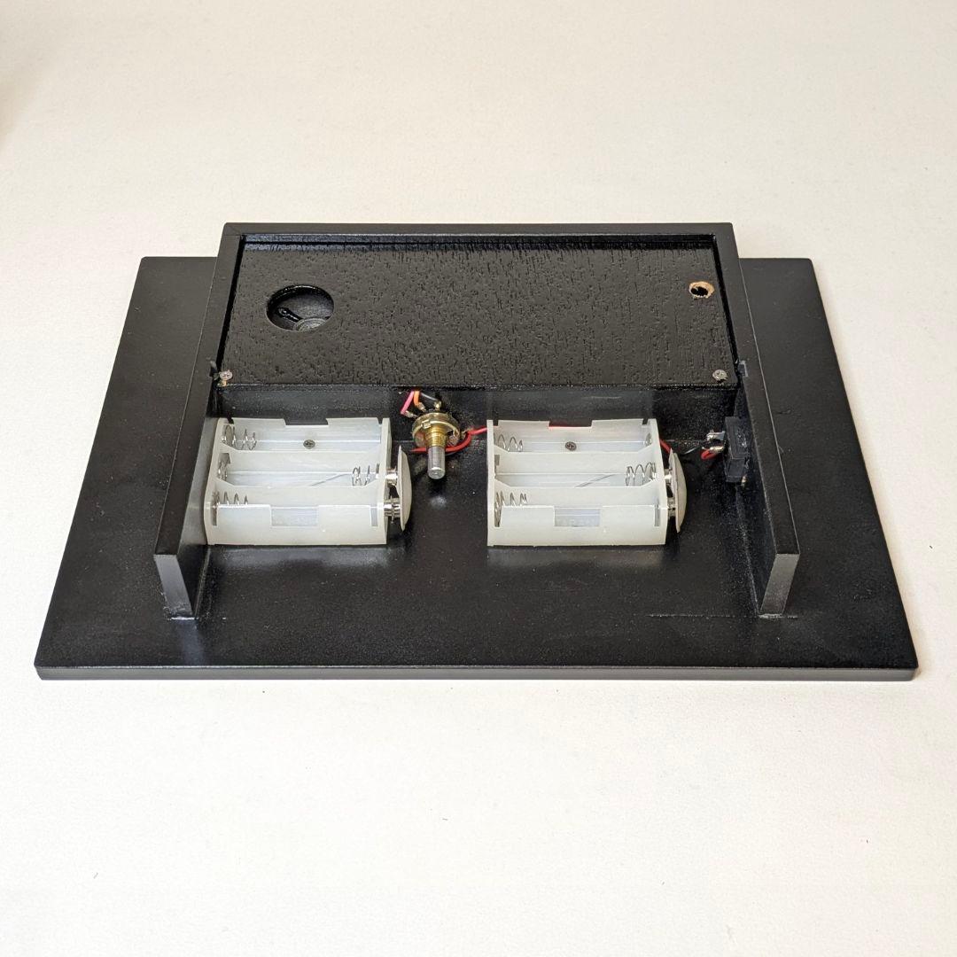 【フォロー割・新品】 つくばいに雀　ミニチュア　インテリア　蹲　スズメ　つくばい