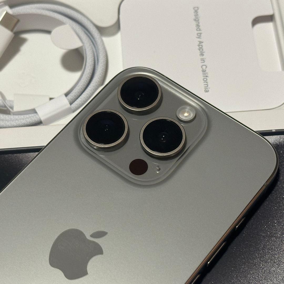 iPhone 15Pro 128GB ナチュラルチタニウム SIMフリー
