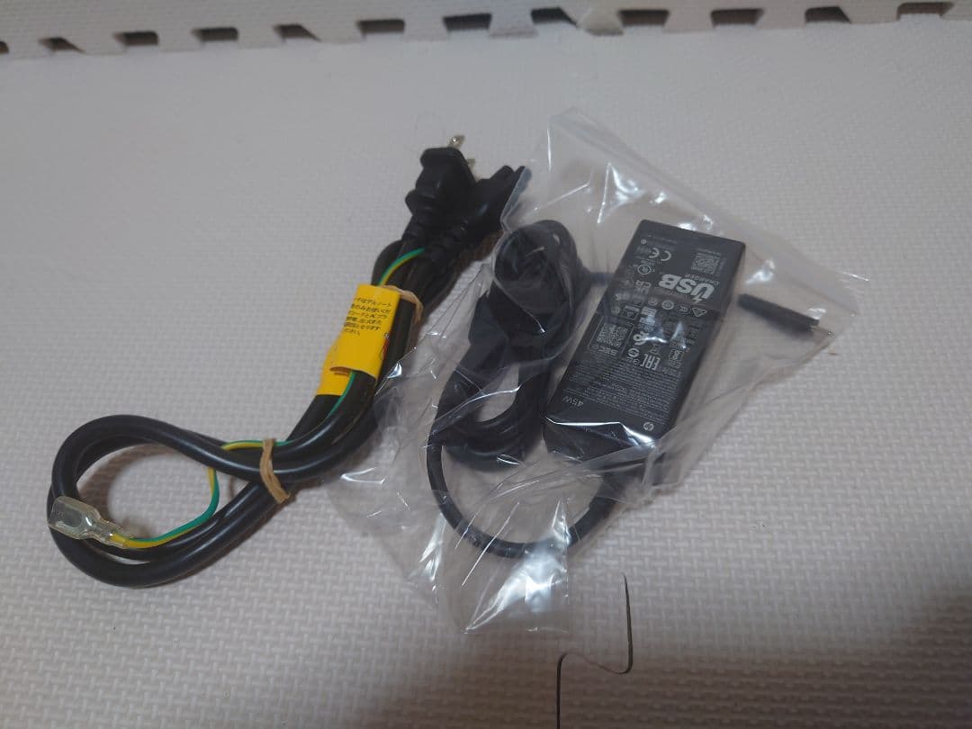 NEC Lavie Direct/i7-1165G7/16GB/約900g超軽量