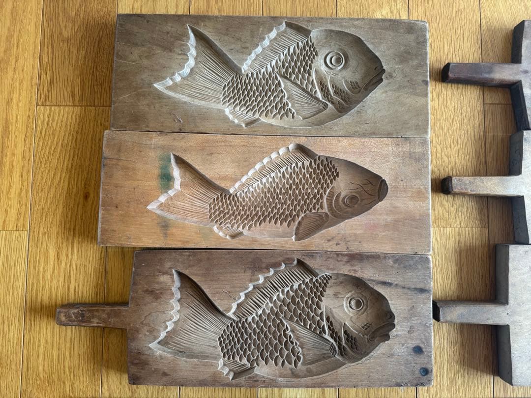 木製 魚型 和菓子型 菓子型　木枠　お菓子　古道具　古民具　調理器具　鯉