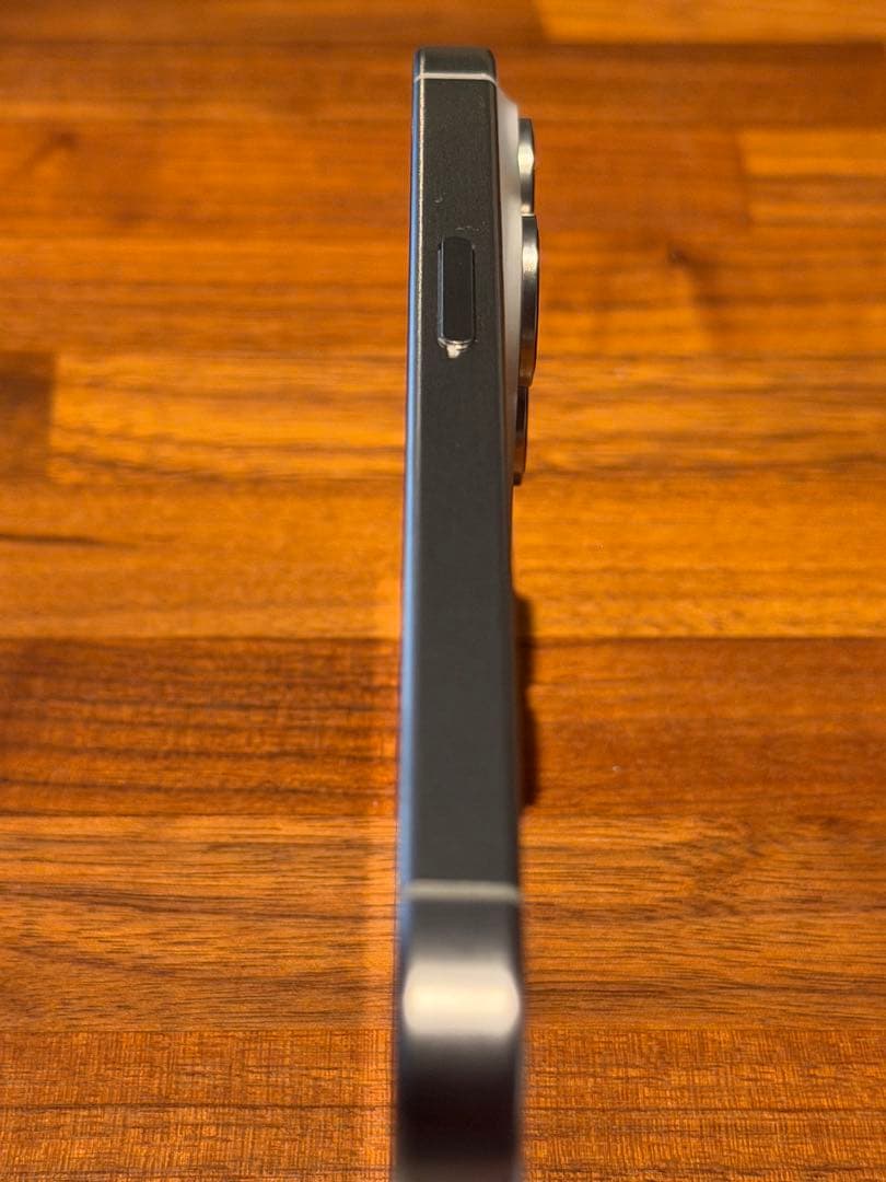 iPhone 15Pro ホワイトチタニウム 128GB SIMフリー