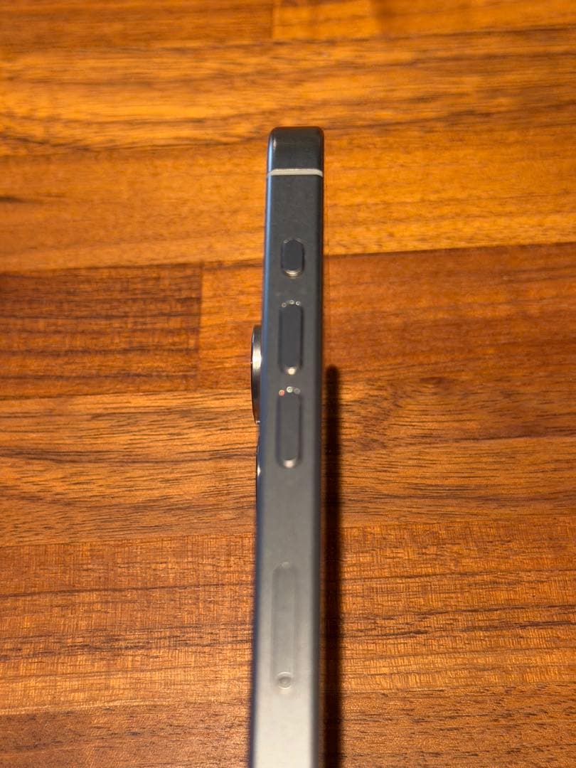 iPhone 15Pro ホワイトチタニウム 128GB SIMフリー