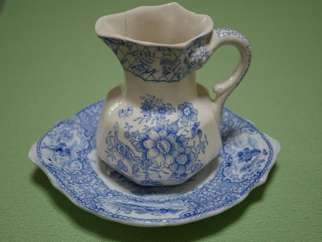 イギリスアンティーク ブルー＆ホワイト １９世紀半ば 約１９センチプレート