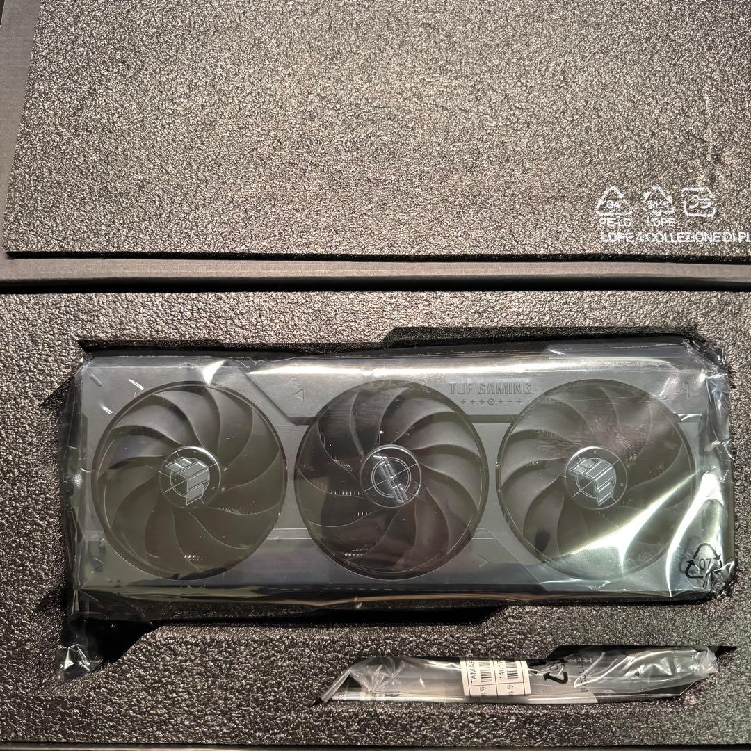 グラフィックボード・グラボ・ビデオカード GEFORCE RTX 4070 Ti SUPER TUF GAMING