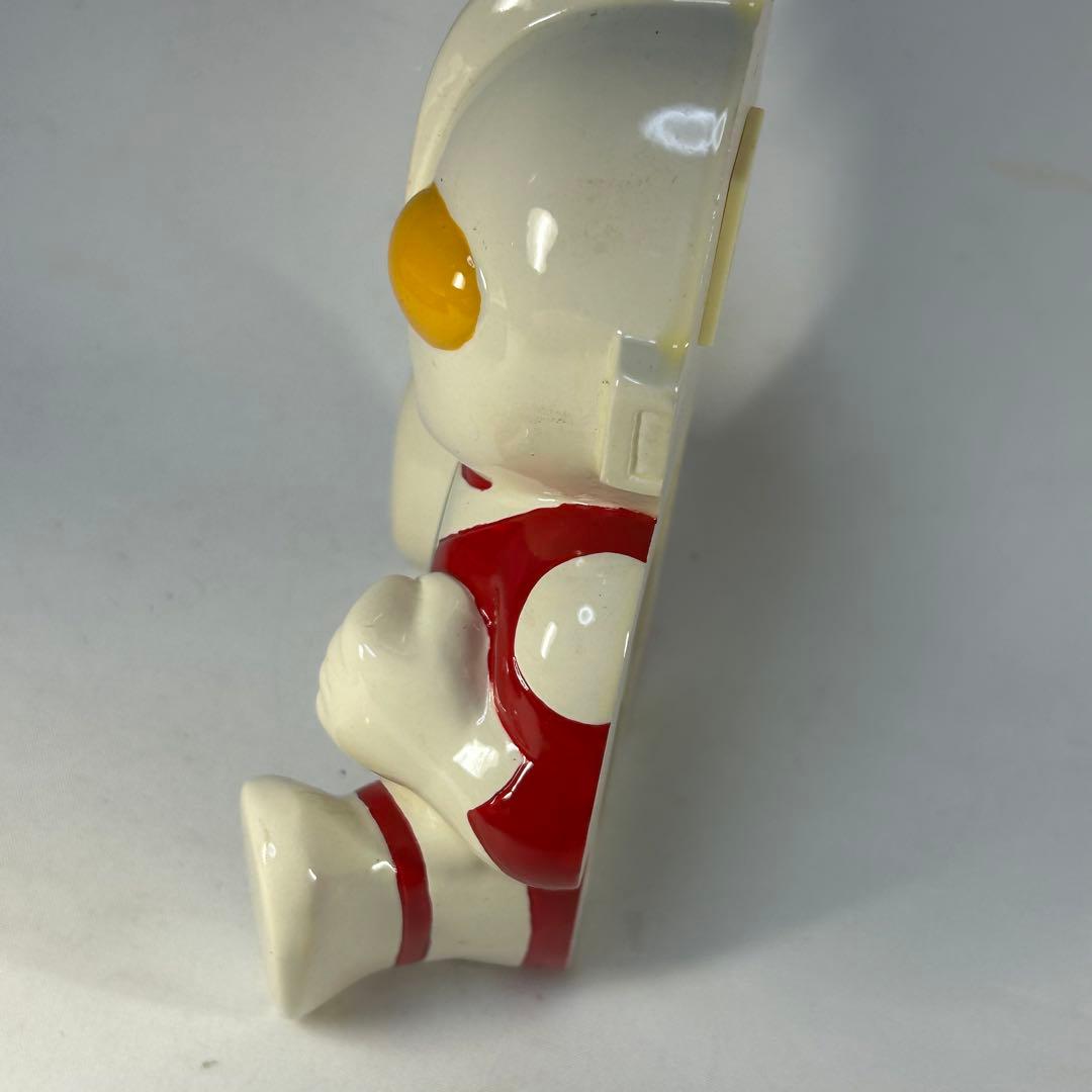 円谷プロ　ウルトラマン　レリーフタイプ　壁掛時計