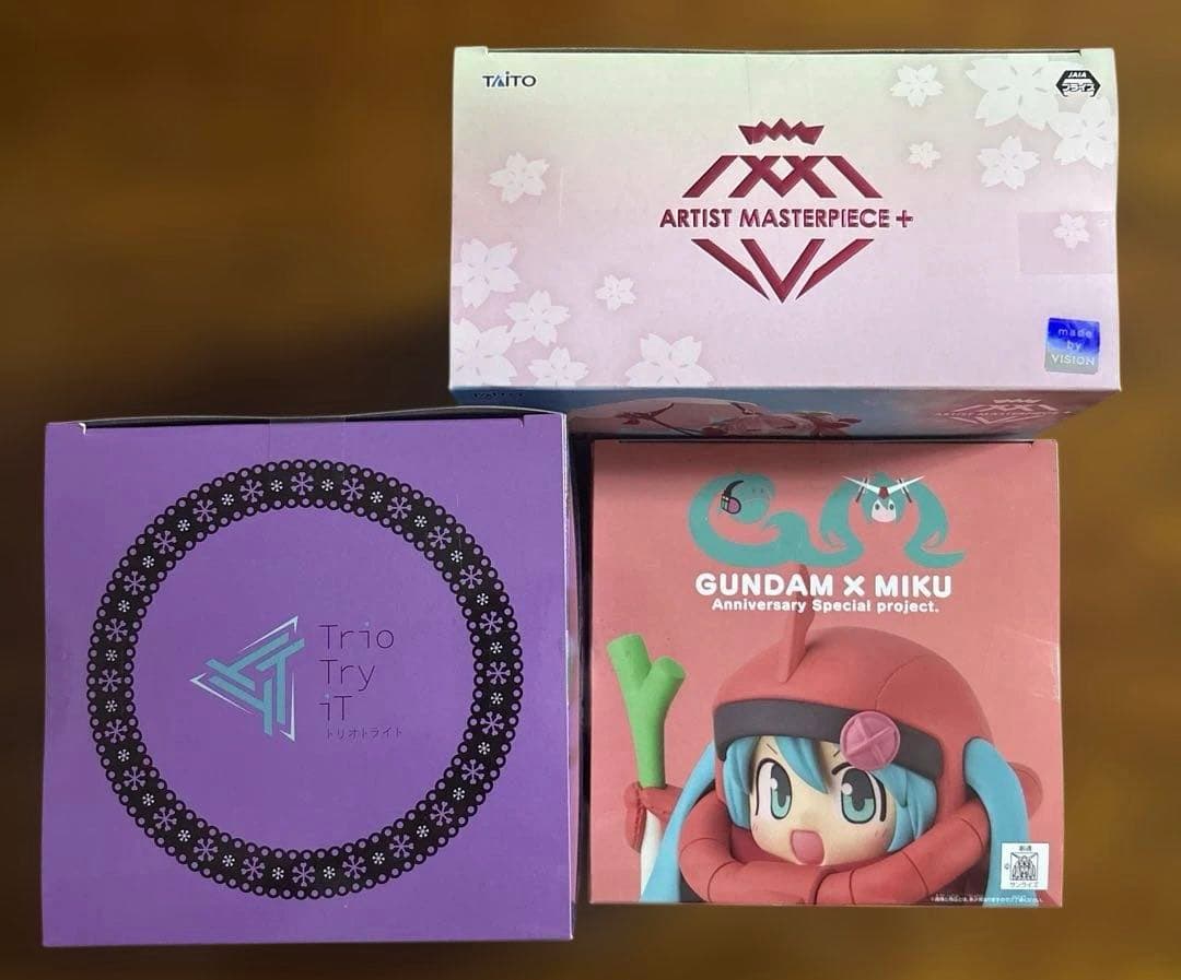 【初音ミク】 フィギュア ✨3種セット✨シャアザクぐるみ・雪ミク・桜ミク