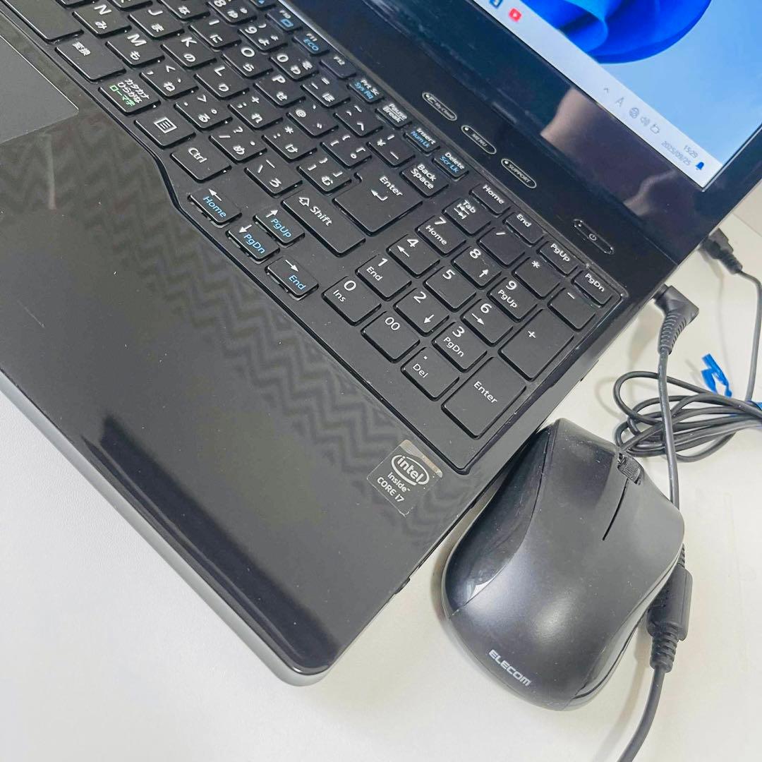 T404 Fujitsuノートパソコン i7メモリ8G高速 Windows11
