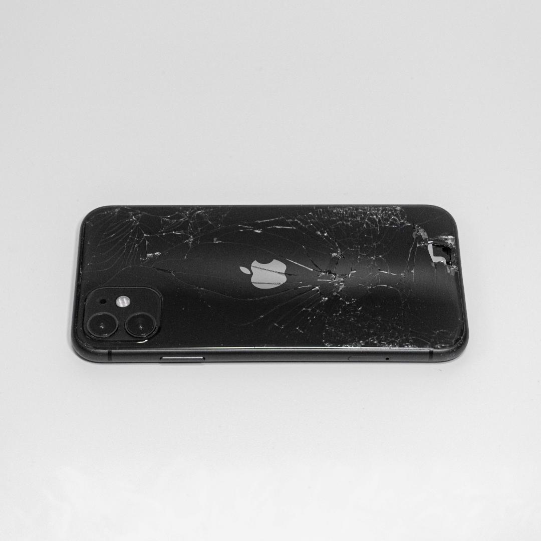 【ジャンク・動作◎】iPhone 11 ブラック 128GB