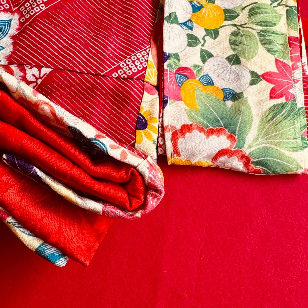 市松人形 8号(32cm)サイズの着物　比翼仕立て　赤地模様　椿紅葉芍薬　え