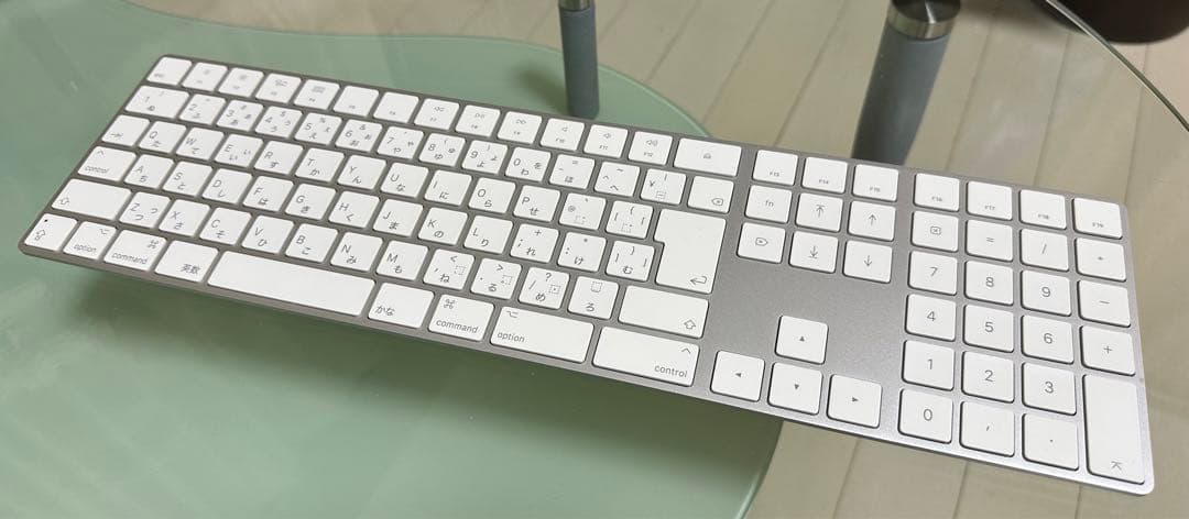 使用小 アップル　マジックキーボード　本体のみ A1843