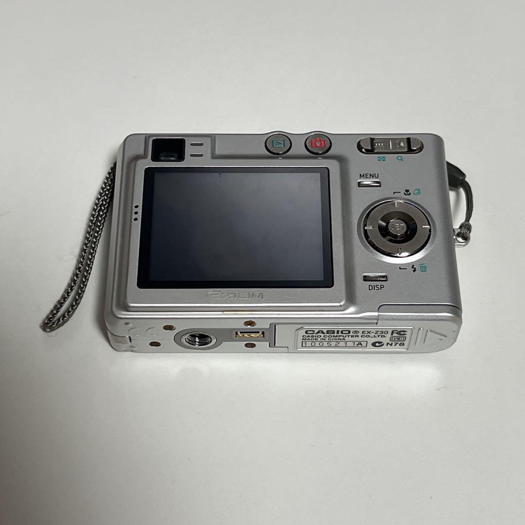 デジタルカメラ CASIO EXILIM EX-Z30