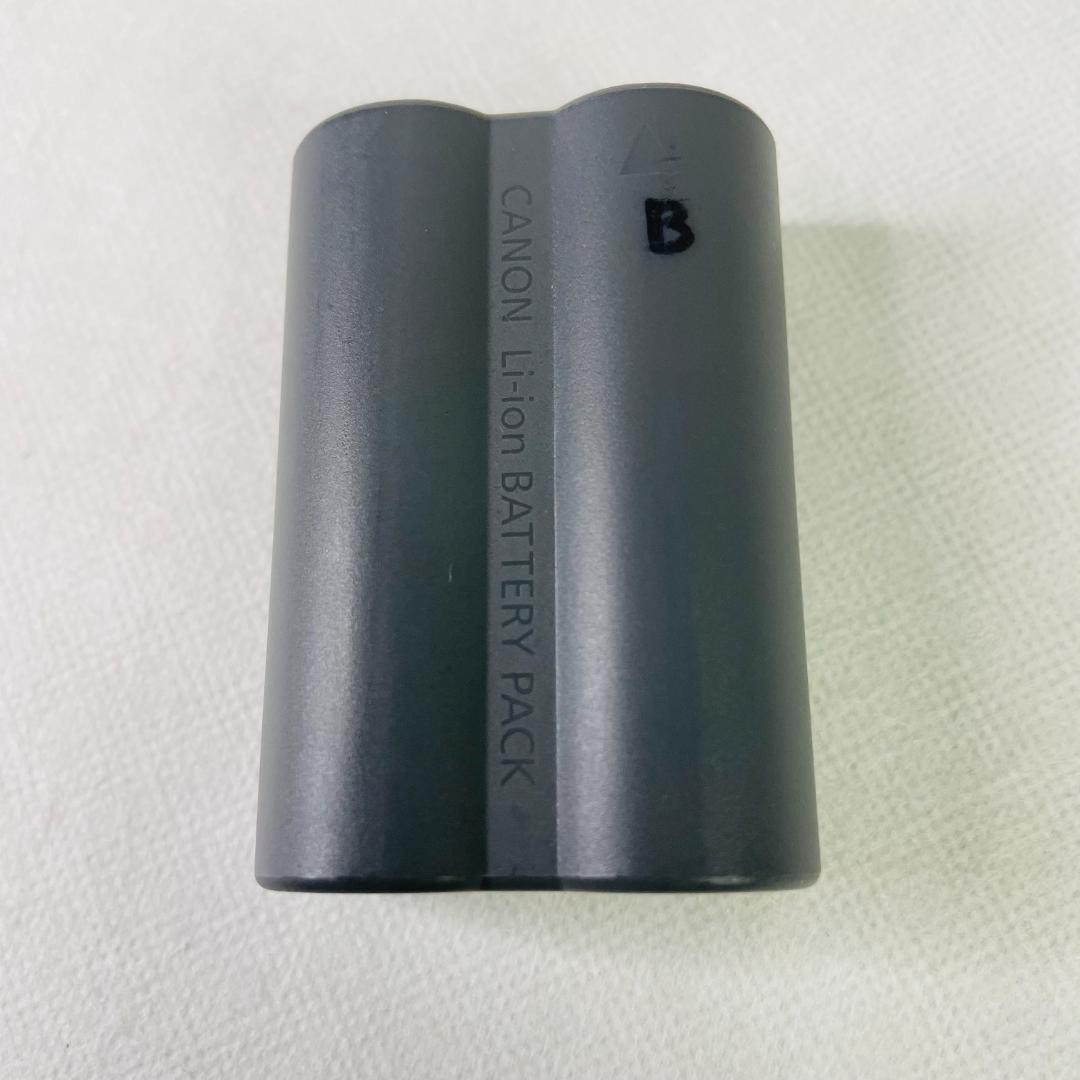 レンズ交換式デジタルカメラ EOS 20D／キャノン