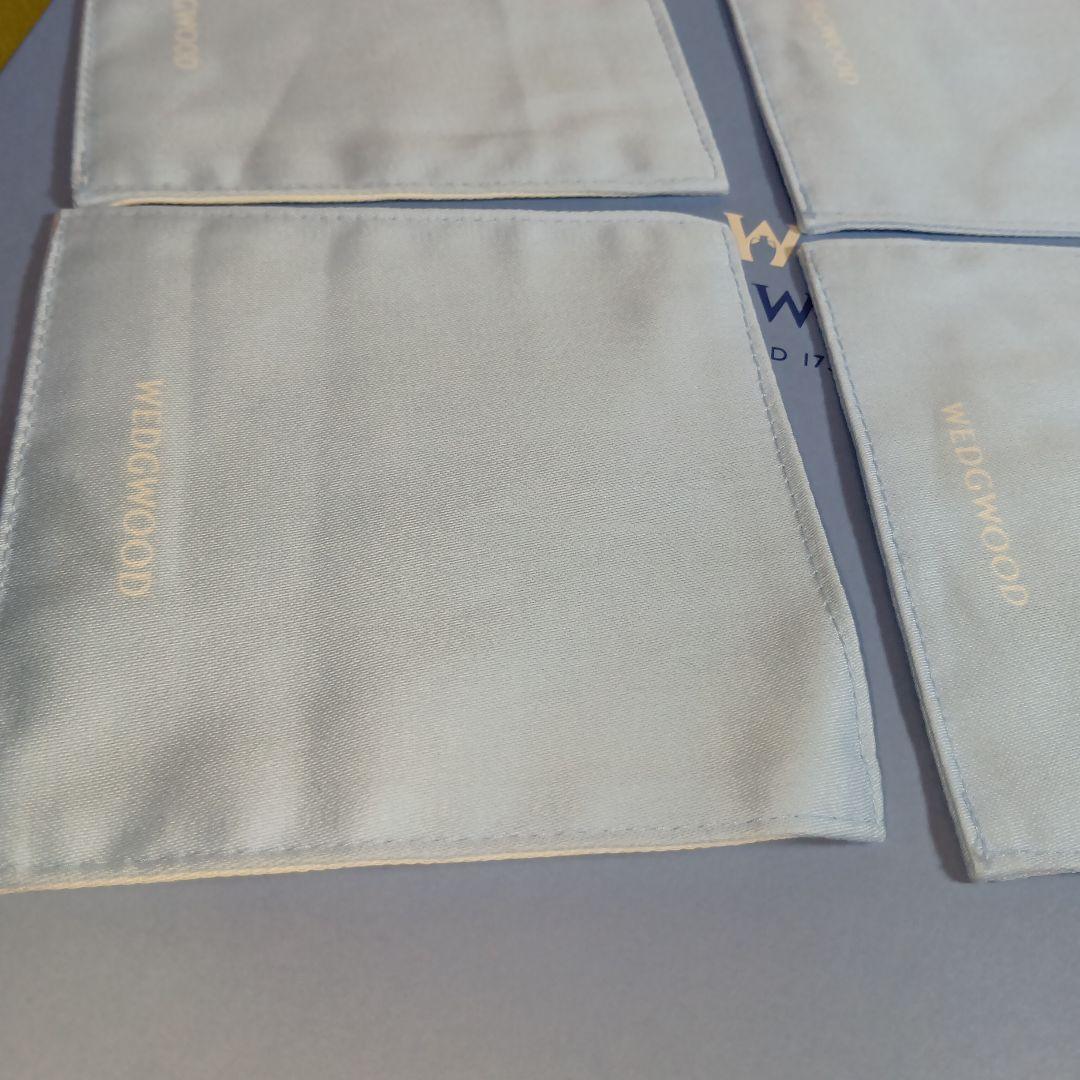 新品未使用 ウェッジウッド　テーブルクロス　ブループラム　コースター5枚付 廃盤