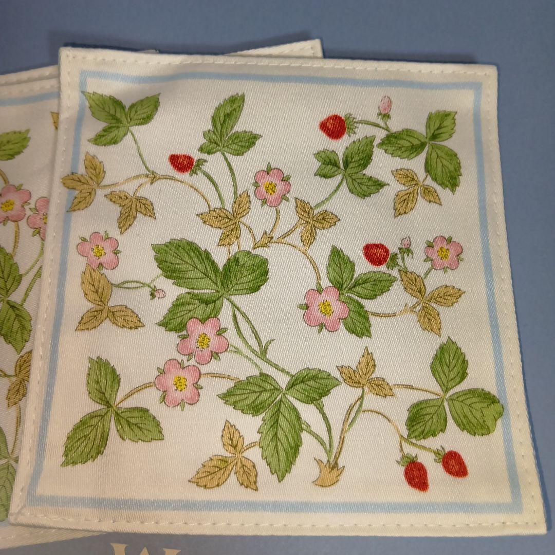 新品未使用 ウェッジウッド　テーブルクロス　ブループラム　コースター5枚付 廃盤