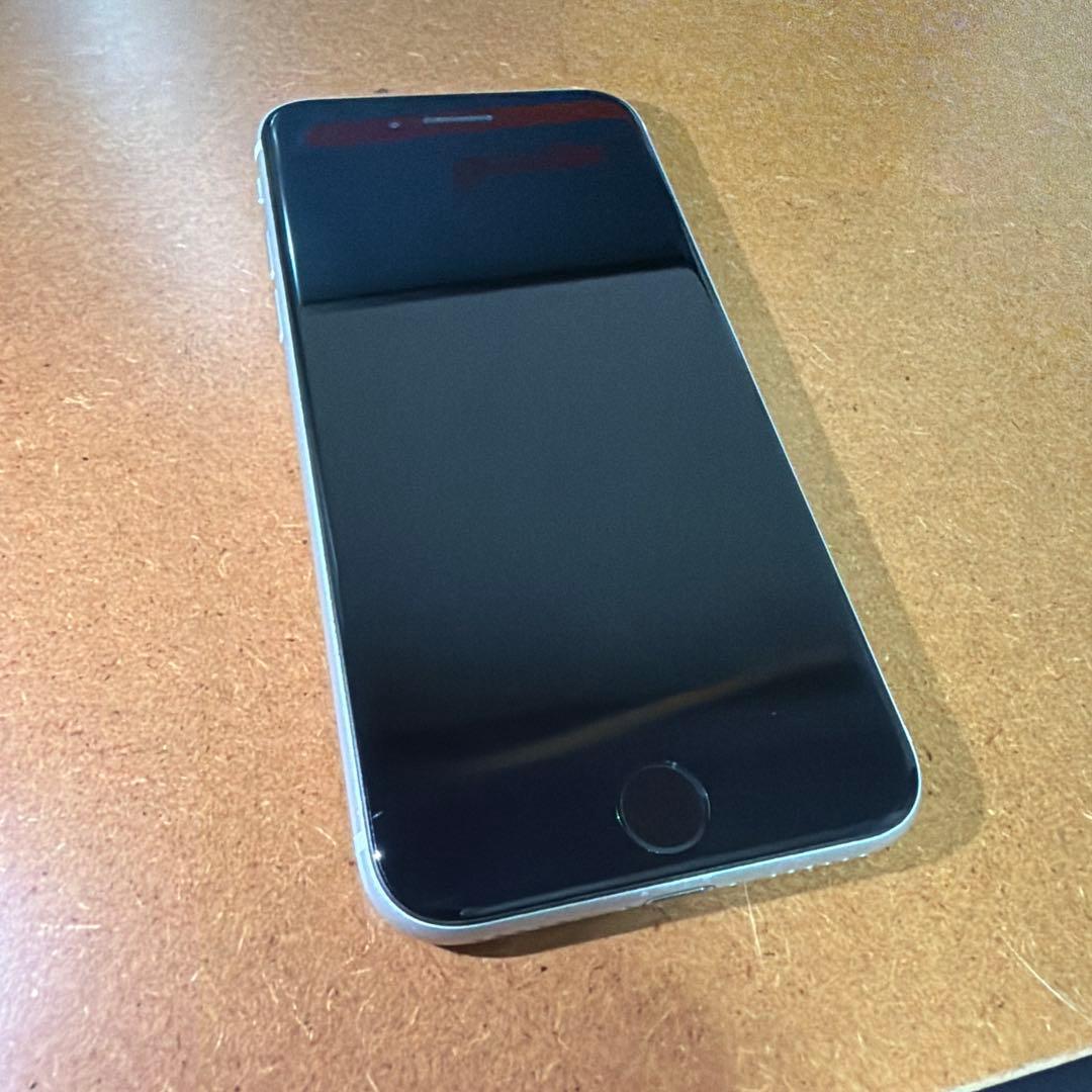 【送料無料】iPhoneSE