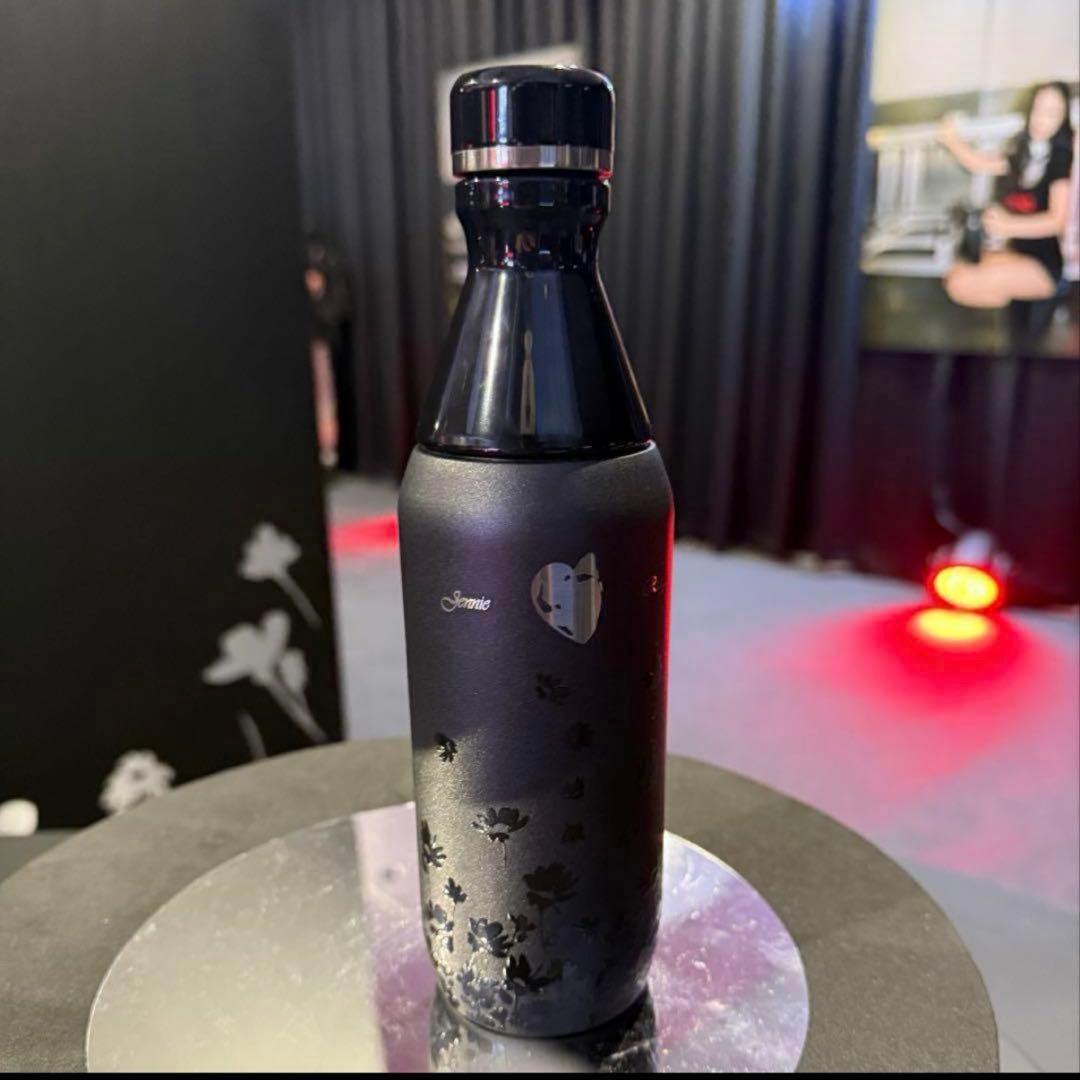 新品未使用 Stanley1913 x JENNIE スリムラックスボトル