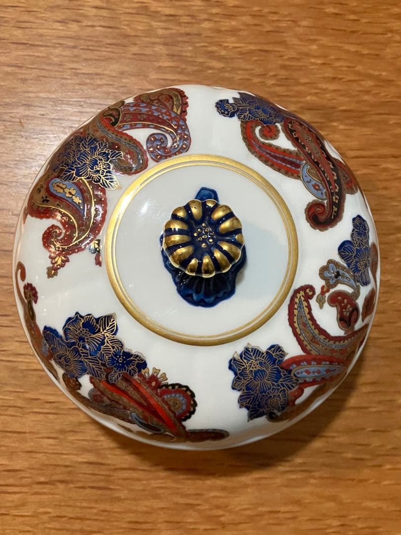 蓋もの　蓋つき　椀　大蓋　ペイズリー柄