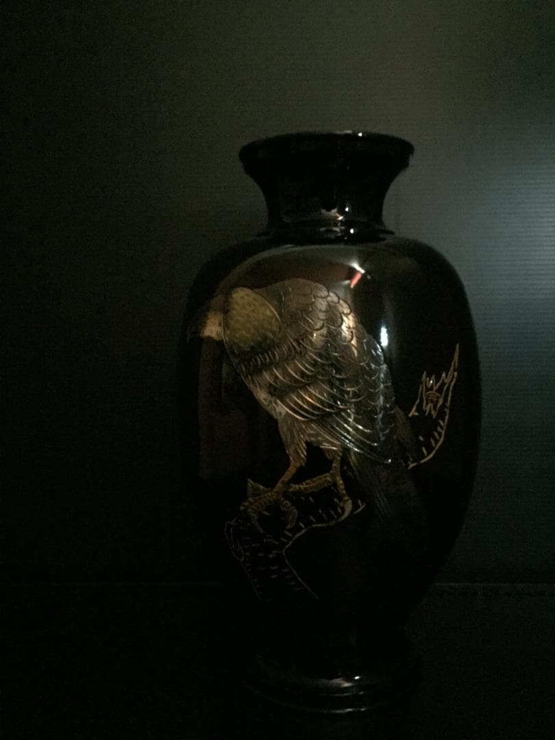 昭和レトロな花瓶　12号花瓶　鷹　新品未使用　年代物