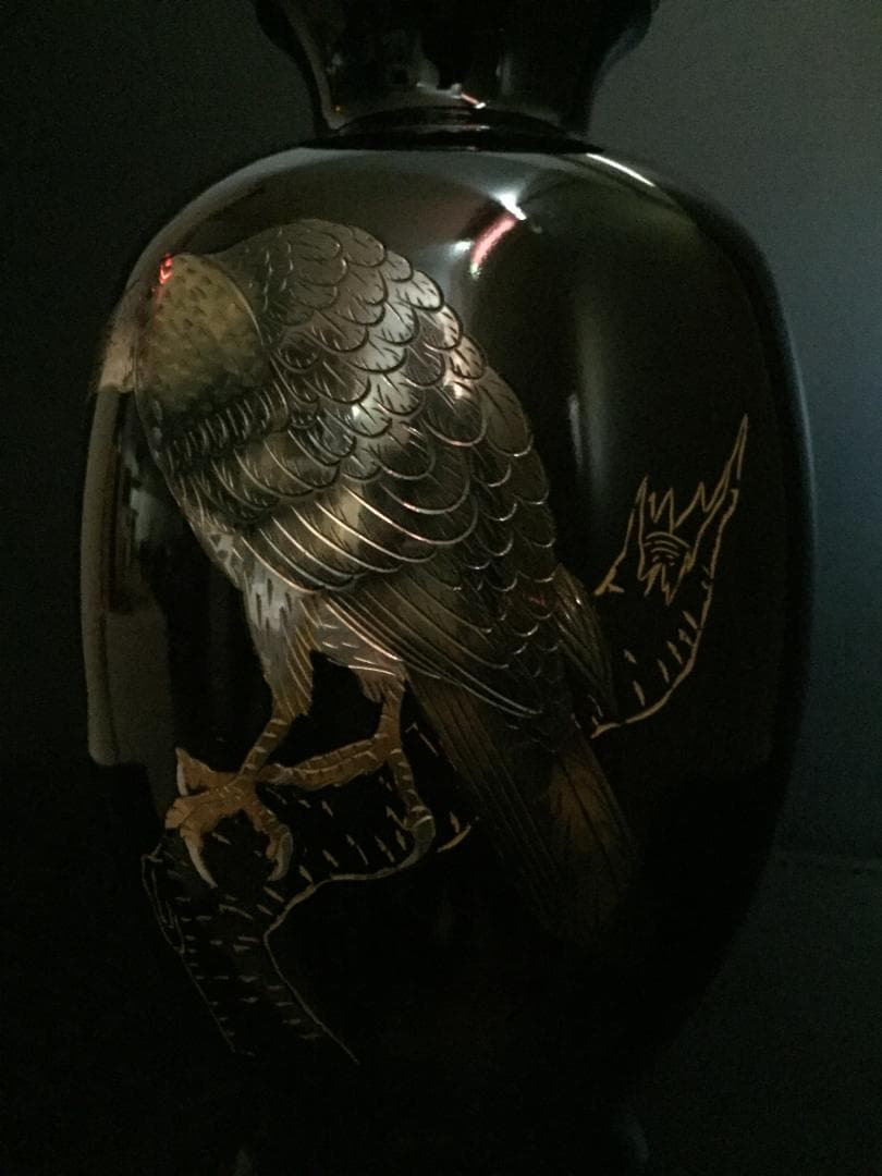 昭和レトロな花瓶　12号花瓶　鷹　新品未使用　年代物