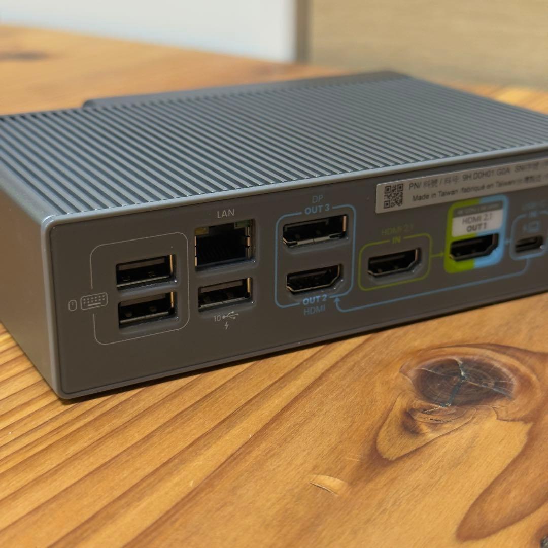 BenQ beCreatus DP1310 13-in-1ドッキングステーション