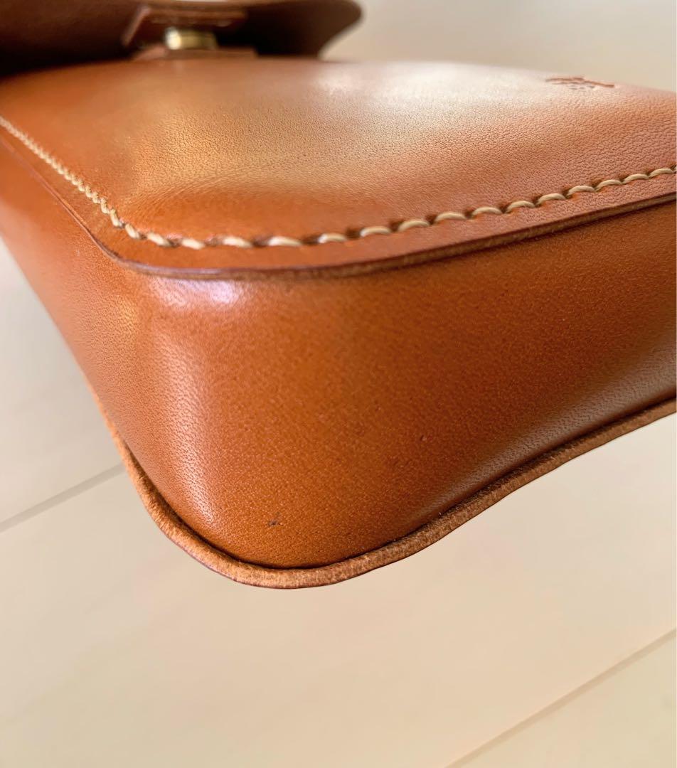 A 大きめ厚め ポシェット 栃木レザー ハンドメイド 本革 スマホポシェット