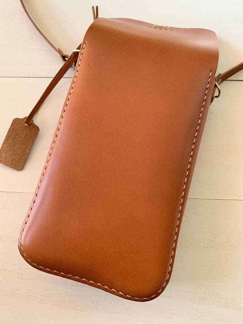 A 大きめ厚め ポシェット 栃木レザー ハンドメイド 本革 スマホポシェット
