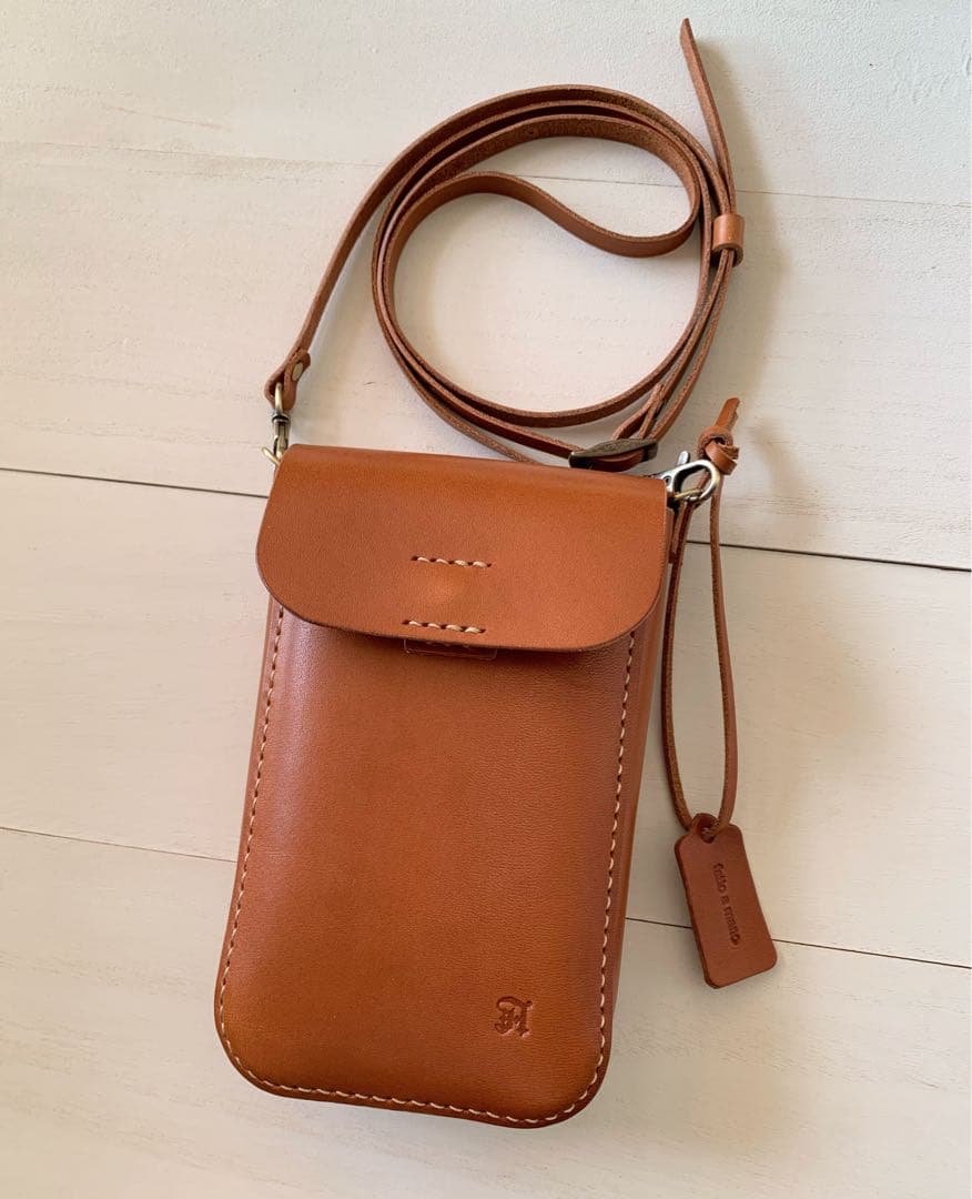 A 大きめ厚め ポシェット 栃木レザー ハンドメイド 本革 スマホポシェット