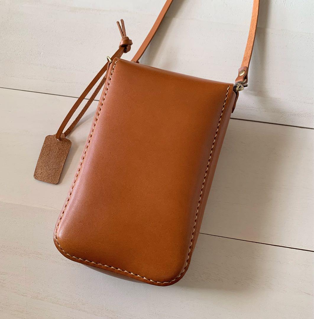 A 大きめ厚め ポシェット 栃木レザー ハンドメイド 本革 スマホポシェット