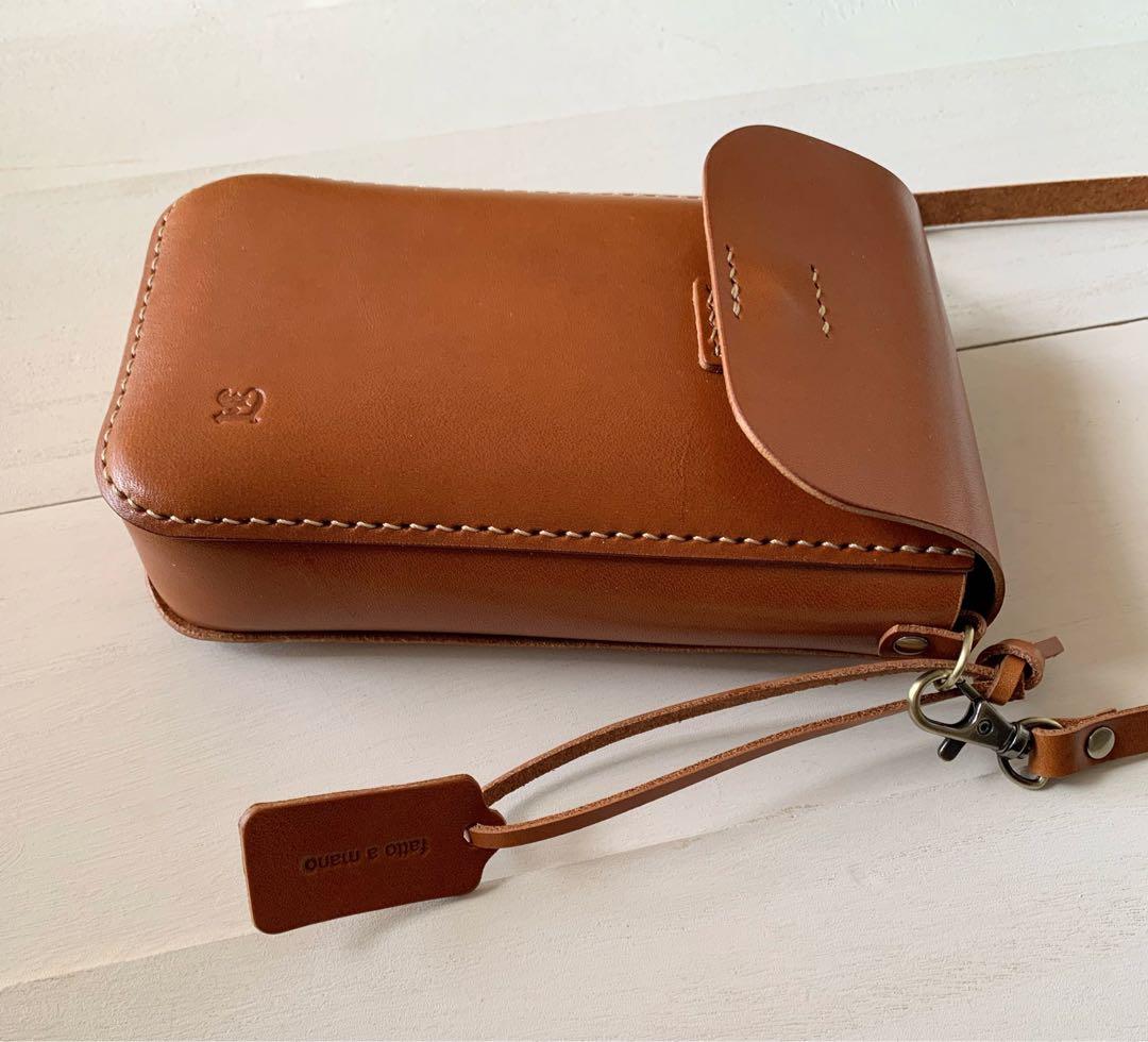A 大きめ厚め ポシェット 栃木レザー ハンドメイド 本革 スマホポシェット