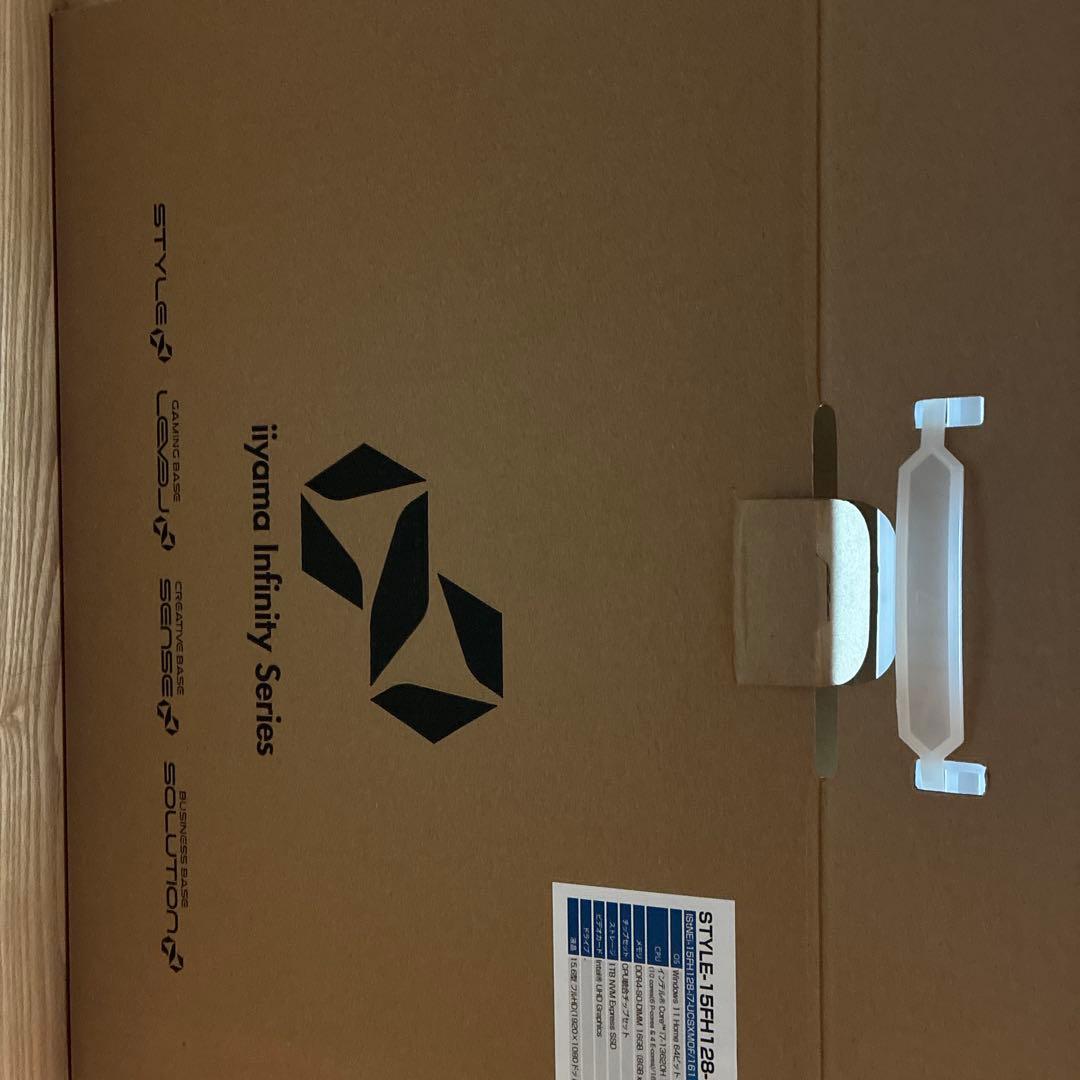 iiyama STYLE-15FH128I7-UCSXM ノートPC