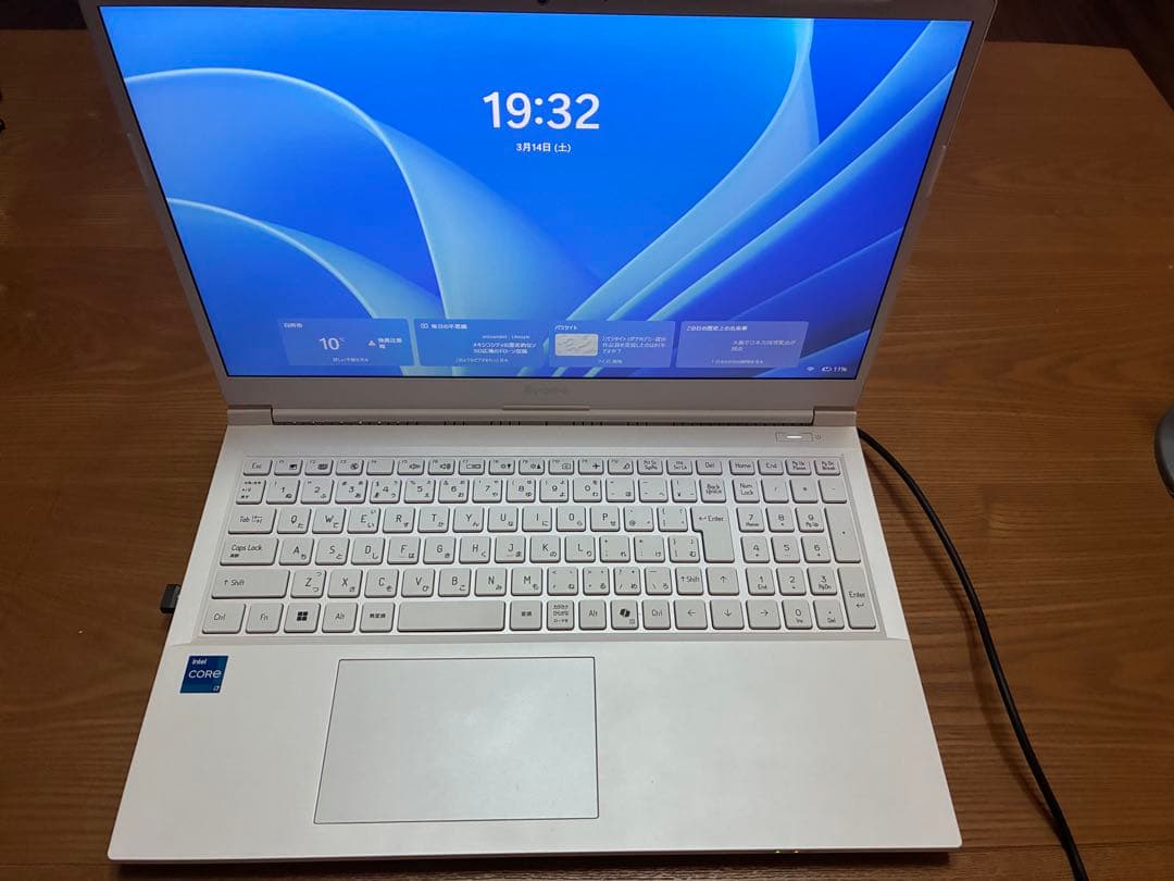 iiyama STYLE-15FH128I7-UCSXM ノートPC