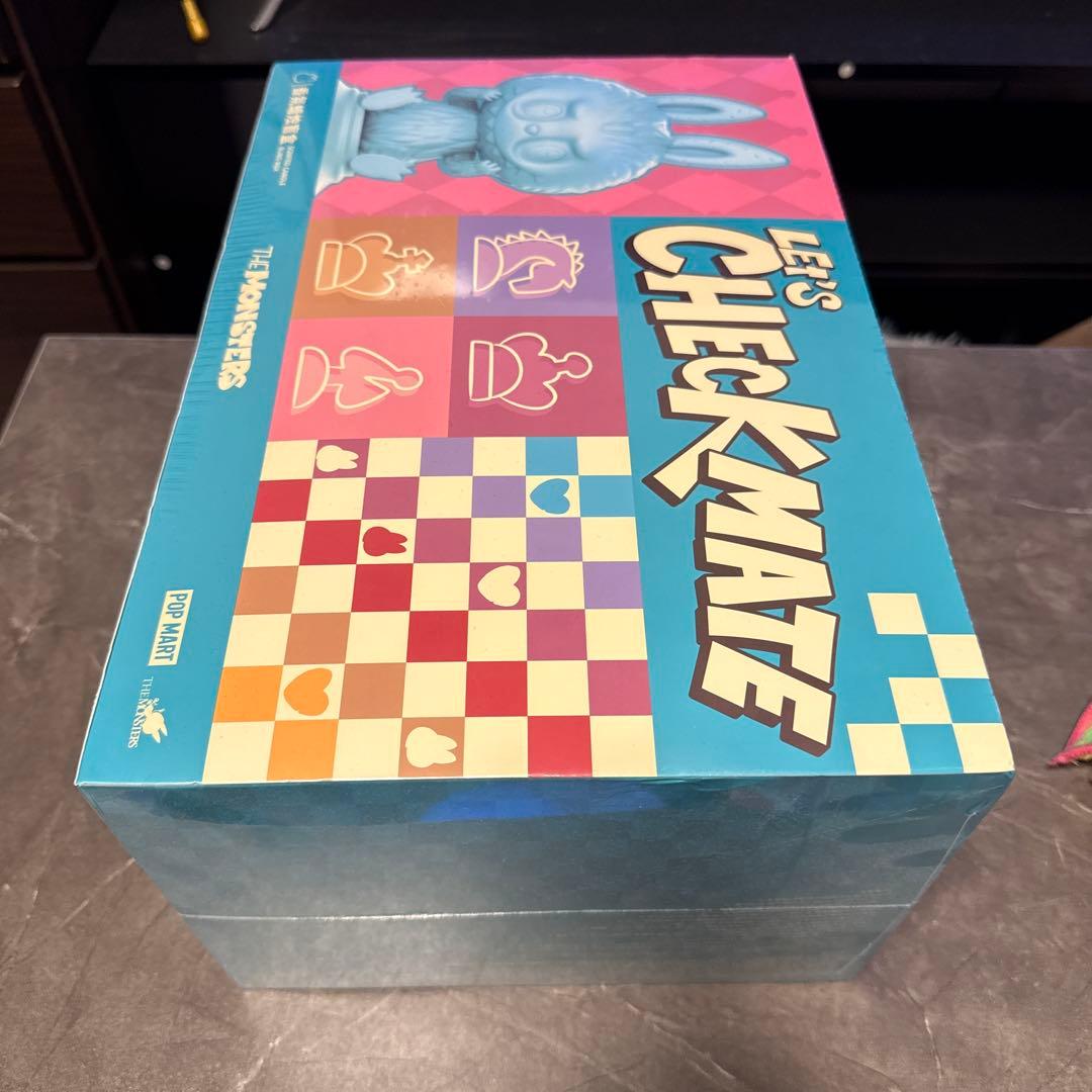 ラブブ　LET'S CHECKMATE スカルプトキャンドル　1ケース未開封