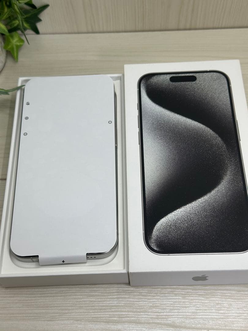 ✅✨新品同様✨ iPhone 15 Pro 128GB❣️国内版SIMフリー