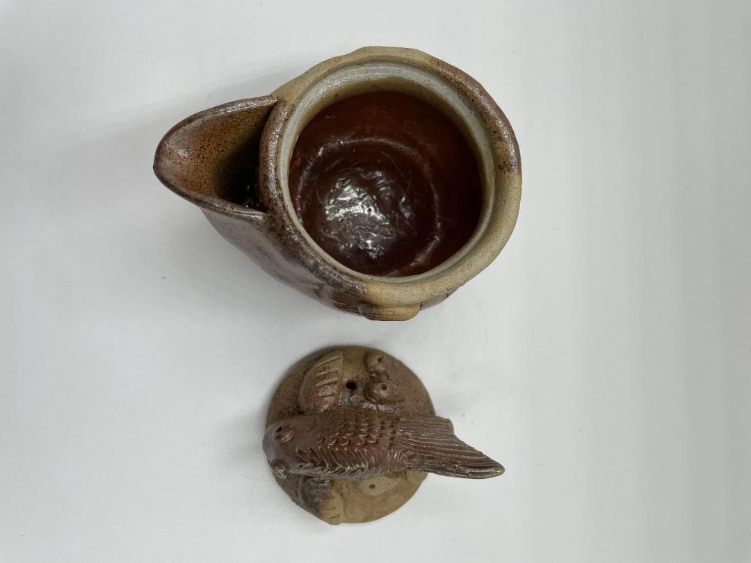 備前焼　魚のつまみの急須 KH-002